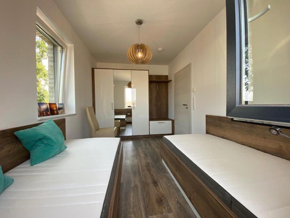 Ferienhaus Seestern Am Harkebruegger See Mit Sauna Und Kamin Barssel  エクステリア 写真