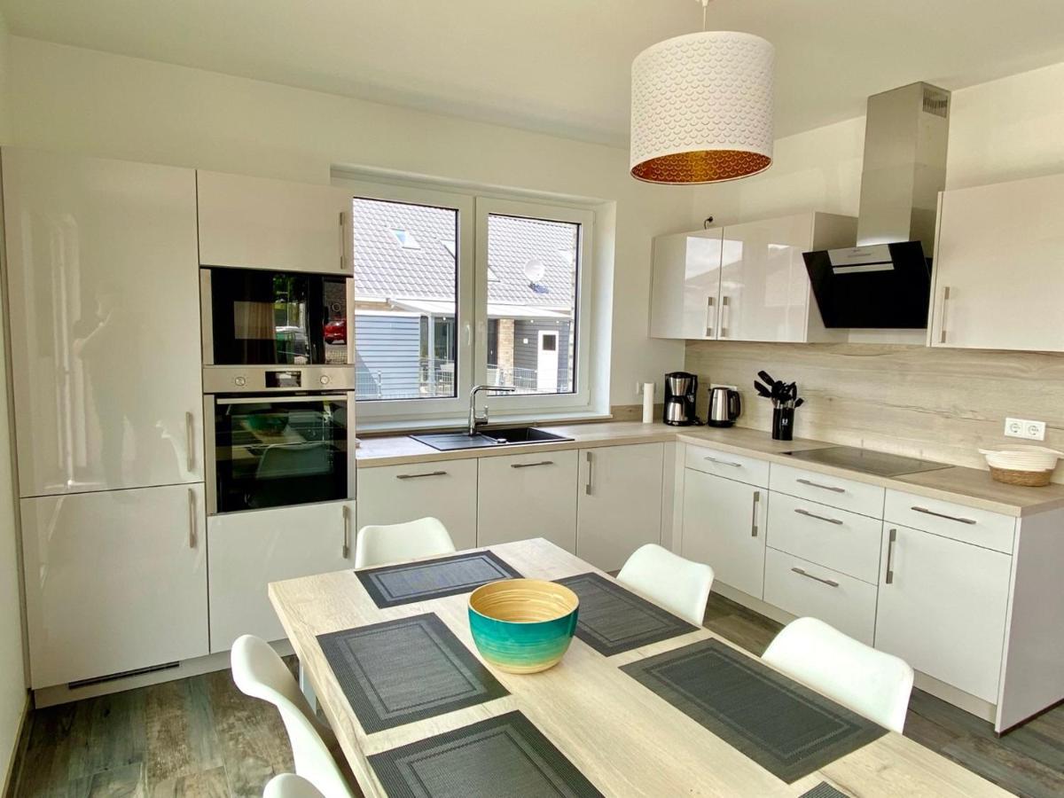 Ferienhaus Seestern Am Harkebruegger See Mit Sauna Und Kamin Barssel  エクステリア 写真